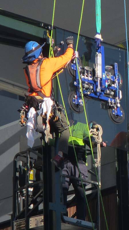 high-rise-window-installation